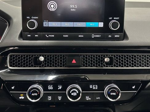 Used 2024 Honda Civic EX-L image 16