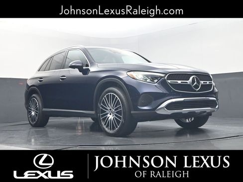 Used 2024 Mercedes-Benz GLC 300 4MATIC image 14
