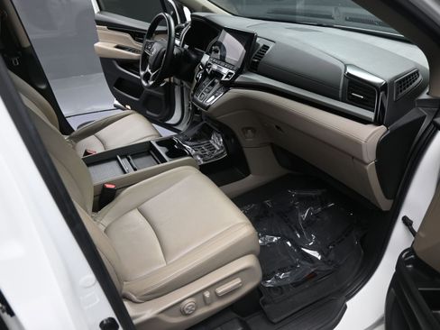 Used 2022 Honda Odyssey Touring image 21