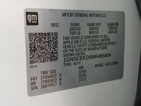 Certified 2021 Chevrolet Suburban RST image 35