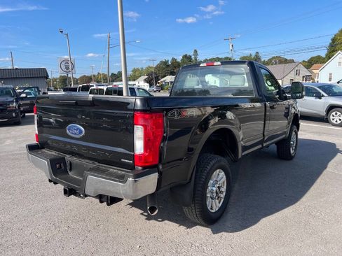 Used 2017 Ford F250 XL w/ STX Appearance Package image 5