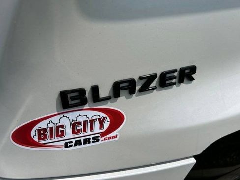 Used 2022 Chevrolet Blazer RS w/ Enhanced Convenience Package FWD image 57