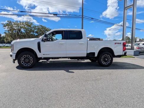 Used 2025 Ford F350 Platinum AWD/4WD image 8