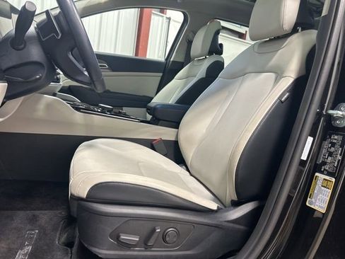 Used 2024 Kia Sportage EX w/ EX Premium Package image 10