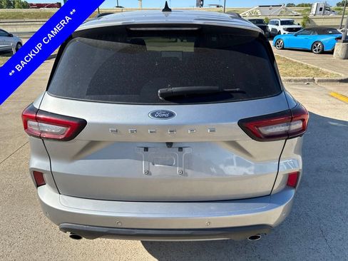 Used 2024 Ford Escape ST-Line w/ Tech Pack #1 FWD image 9