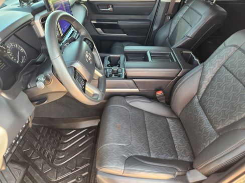 Used 2023 Toyota Tundra Limited AWD/4WD image 13