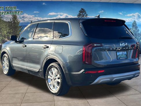 Used 2022 Kia Telluride LX image 7