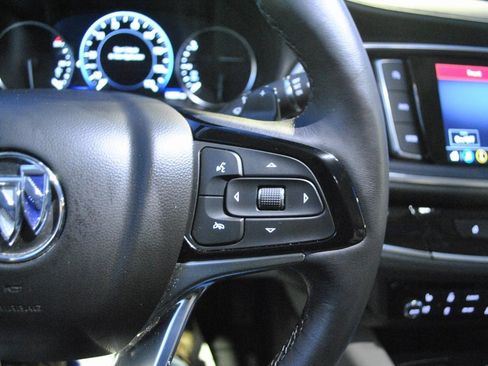 Used 2024 Buick Enclave Avenir w/ Avenir Technology Package image 22