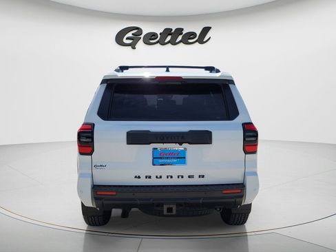 Used 2025 Toyota 4Runner TRD Off-Road Premium image 6