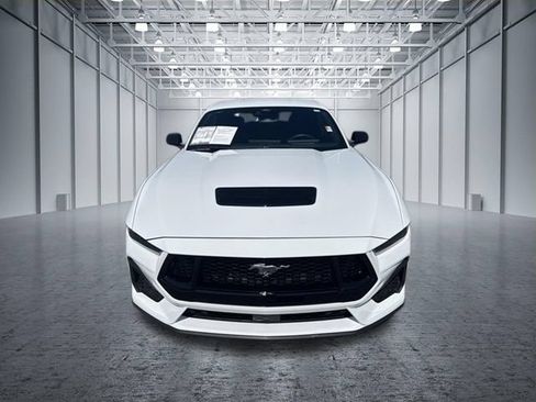 Used 2025 Ford Mustang GT RWD image 8