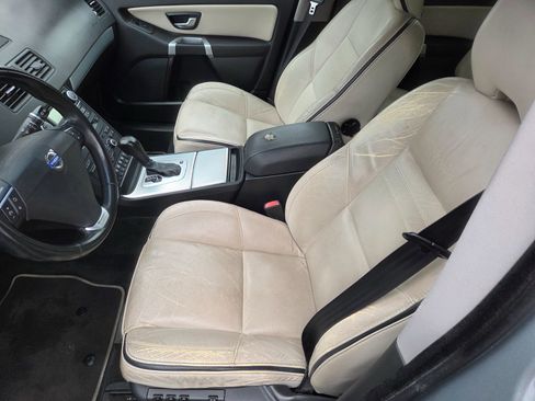 Used 2013 Volvo XC90 3.2 R-Design image 9