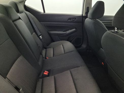 Used 2025 Nissan Altima 2.5 SV FWD image 19