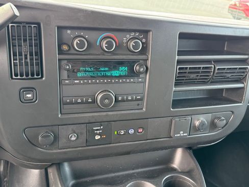 Used 2022 Chevrolet Express 2500 w/ Driver Convenience Package image 22