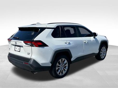 Used 2025 Toyota RAV4 XLE Premium w/ Weather Package AWD/4WD image 7