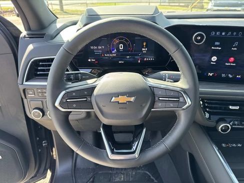 New 2026 Chevrolet Suburban Premier RWD image 45