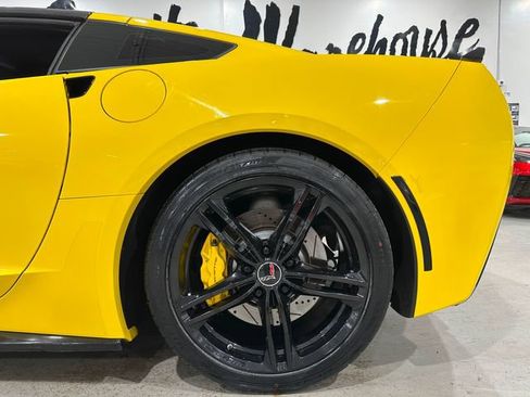 Used 2016 Chevrolet Corvette Stingray Coupe RWD image 19
