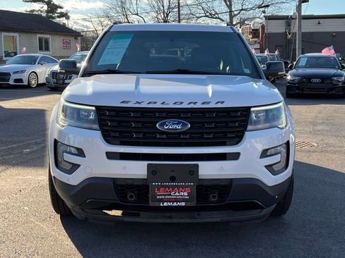 Used 2017 Ford Explorer Sport image 2