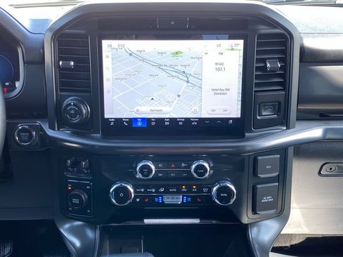 Used 2025 Ford F150 Lariat AWD/4WD image 24