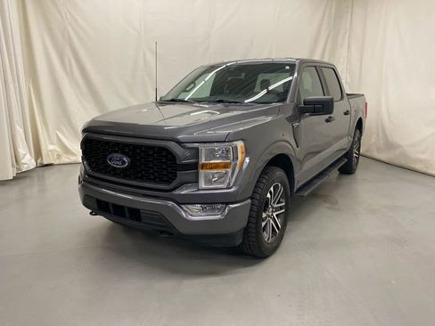 Used 2022 Ford F150 XL w/ STX Appearance Package image 2