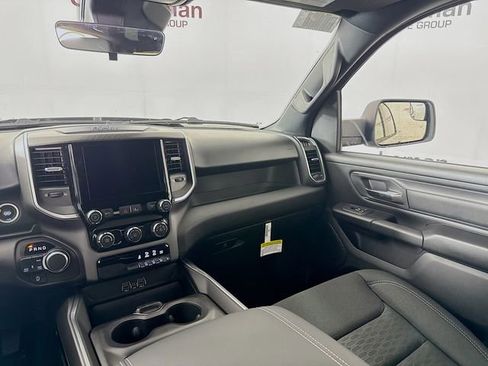 New 2026 RAM 1500 Express AWD/4WD image 21