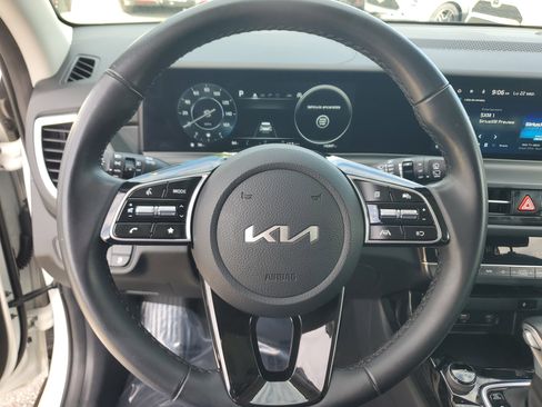 Used 2024 Kia Seltos EX image 20