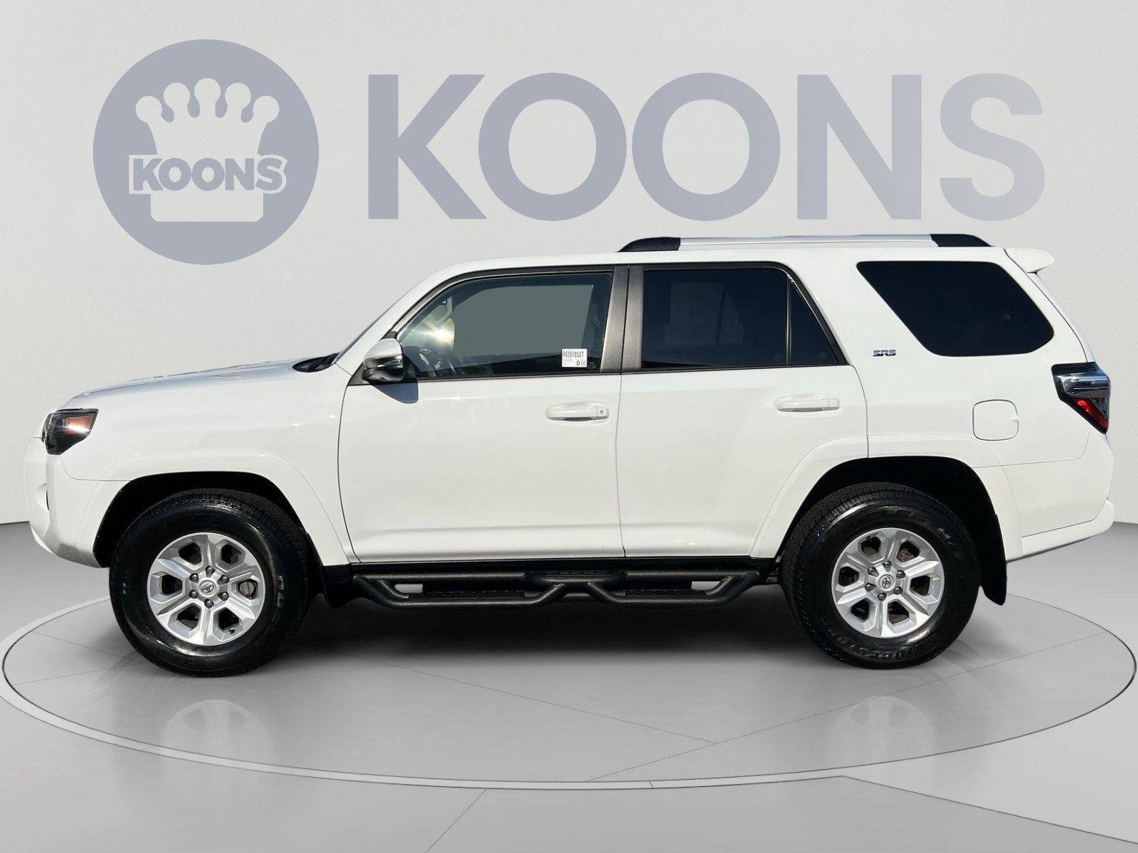 Used 2024 Toyota 4Runner SR5 Premium w/ Moonroof Package AWD/4WD image 2