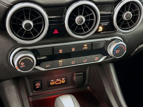 Used 2024 Nissan Sentra SV image 23