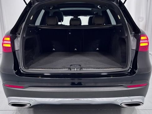 Used 2019 Mercedes-Benz GLC 300 4MATIC image 28