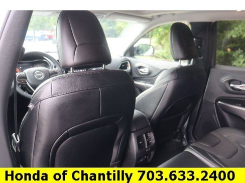 Used 2022 Jeep Cherokee Limited image 23