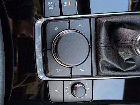 New 2026 MAZDA MAZDA3 2.5 S Hatchback w/ Premium Pkg image 22