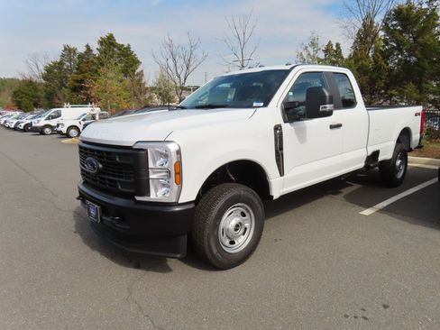 New 2026 Ford F250 XL AWD/4WD image 3
