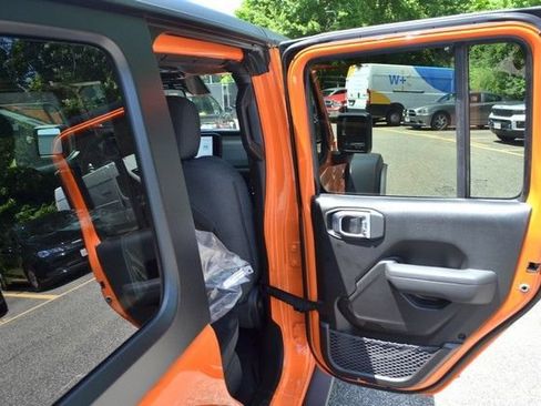 New 2026 Jeep Wrangler Unlimited Sport AWD/4WD image 31