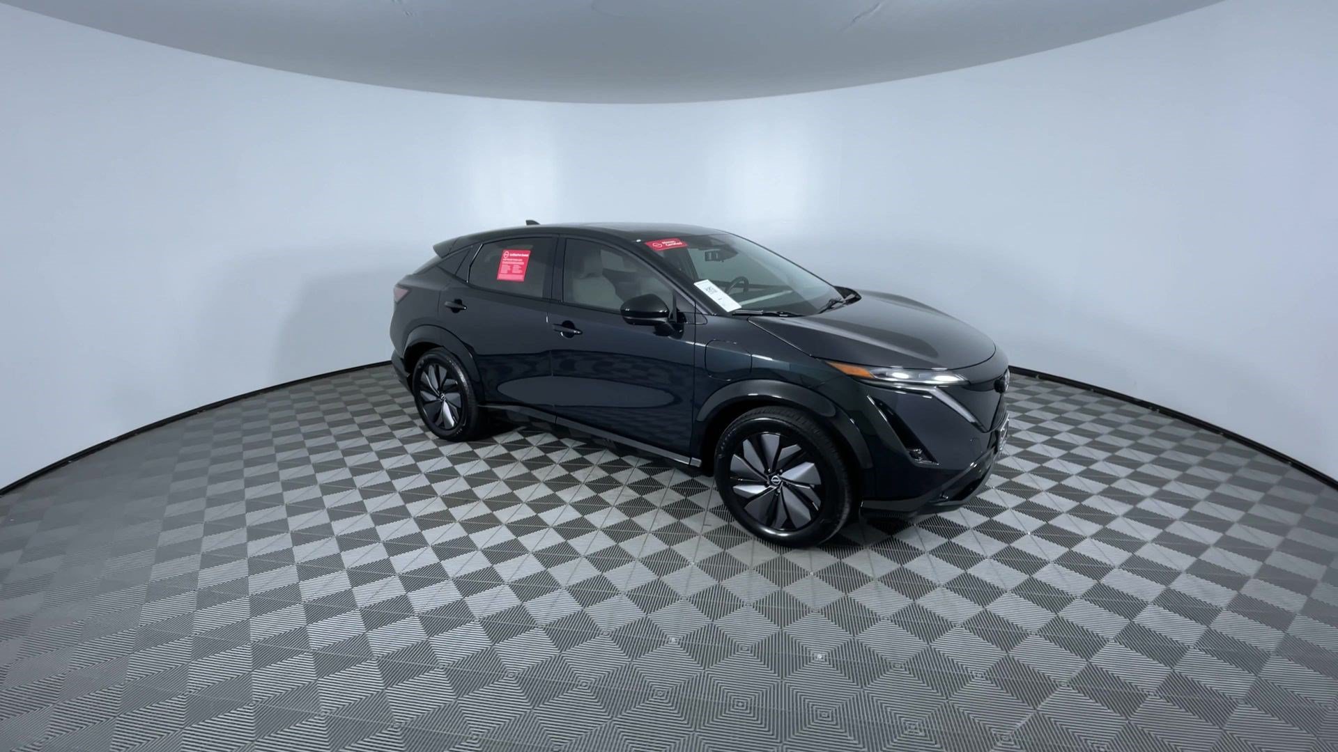 Certified 2024 Nissan Ariya AWD image 2