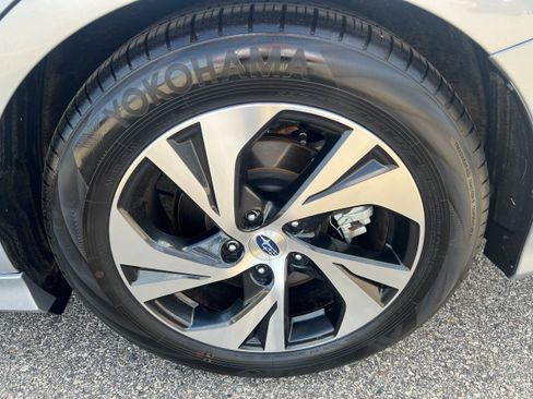 Certified 2025 Subaru Legacy Premium AWD/4WD image 10