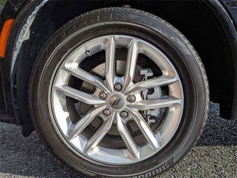 Certified 2024 Dodge Durango GT image 9