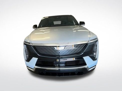 New 2025 Cadillac Escalade IQ Luxury 1 w/ LPO, Radiant Package image 4