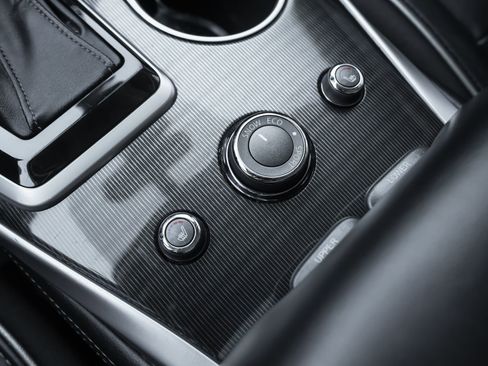 Used 2020 INFINITI QX60 Luxe w/ Essential Package image 18