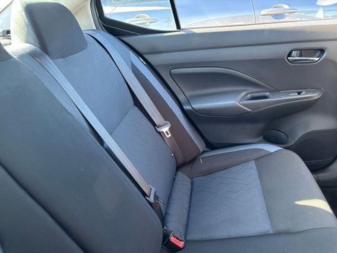 Used 2025 Nissan Versa SV image 35