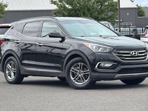 Used 2017 Hyundai Santa Fe Sport FWD image 2