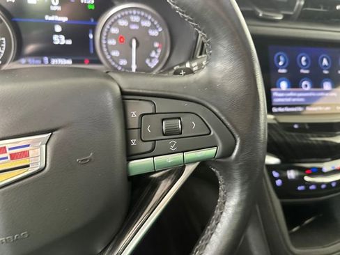 Used 2022 Cadillac XT6 Premium Luxury w/ Technology Package image 16