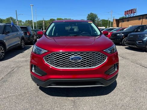 Used 2024 Ford Edge SEL w/ Convenience Package AWD/4WD image 2