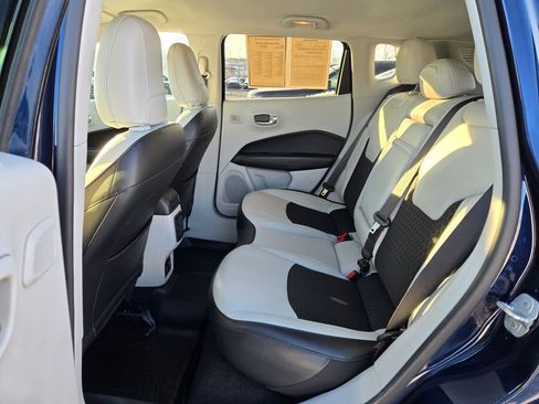 Used 2019 Jeep Compass Latitude w/ Popular Equipment Group image 29