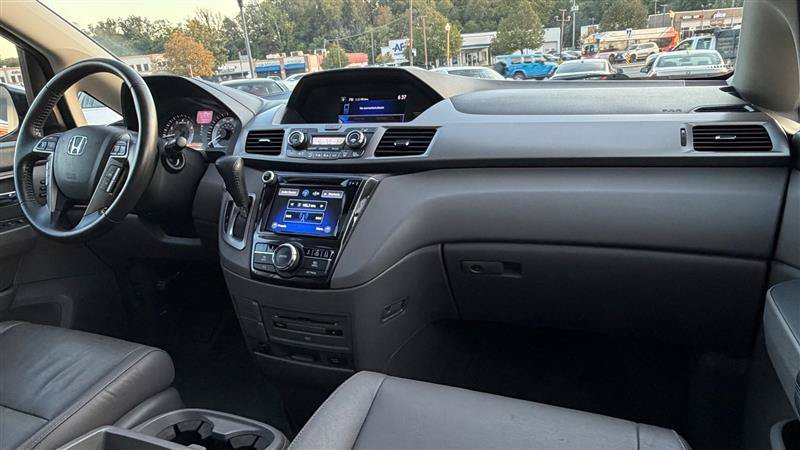 Used 2016 Honda Odyssey Touring image 37