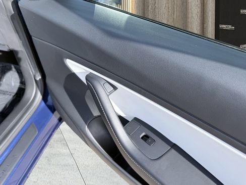 Used 2021 Tesla Model 3 Standard Range Plus image 41