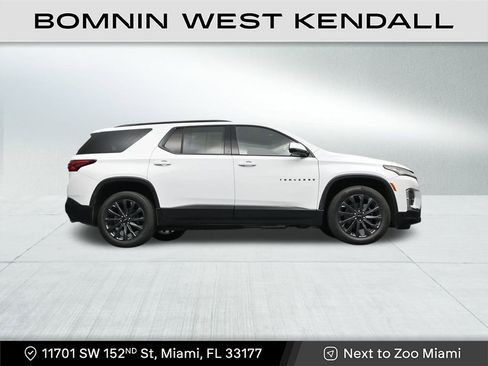 Used 2023 Chevrolet Traverse RS image 25