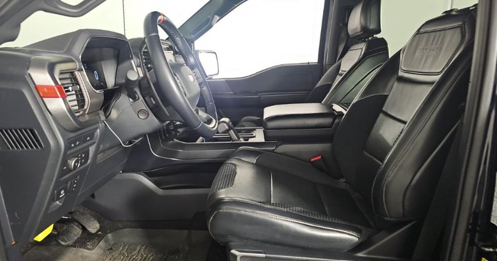 Used 2021 Ford F150 Raptor w/ Equipment Group 801A High AWD/4WD image 4