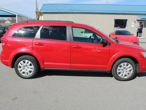 Used 2016 Dodge Journey SE w/ Flexible Seating Group image 4