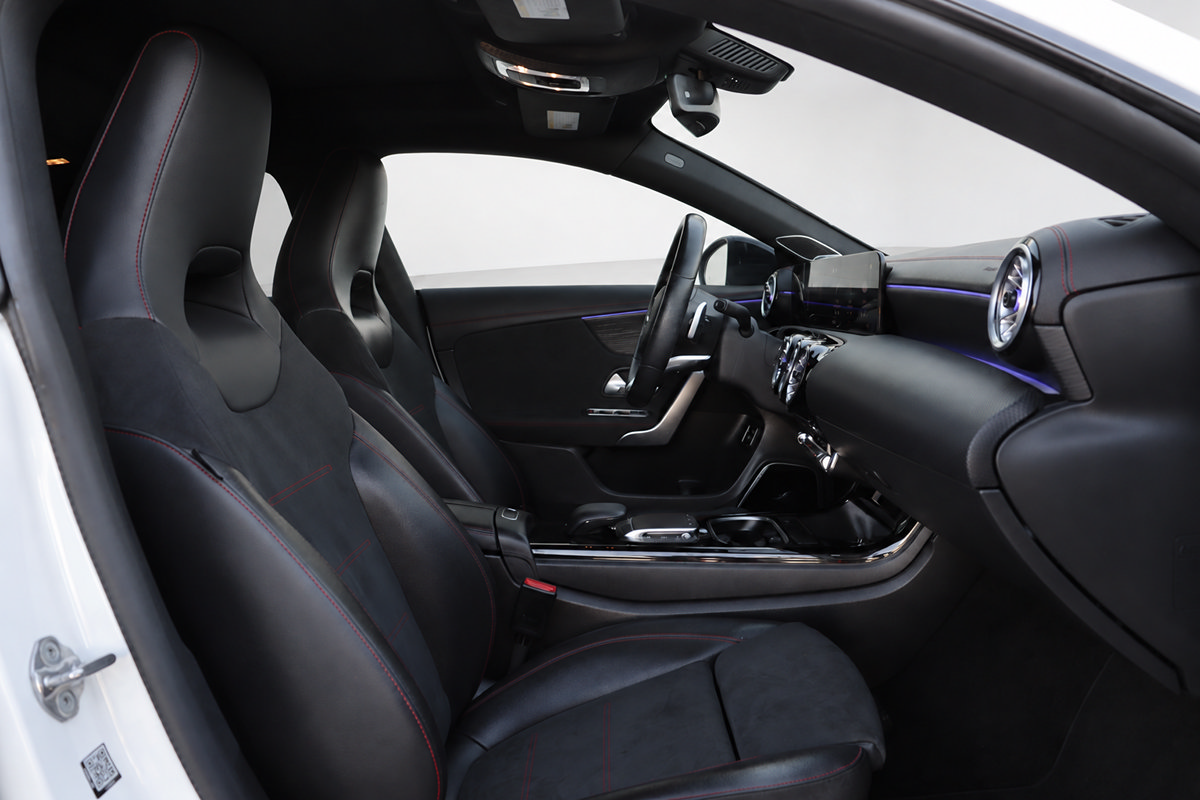 Used 2023 Mercedes-Benz CLA 250 image 21