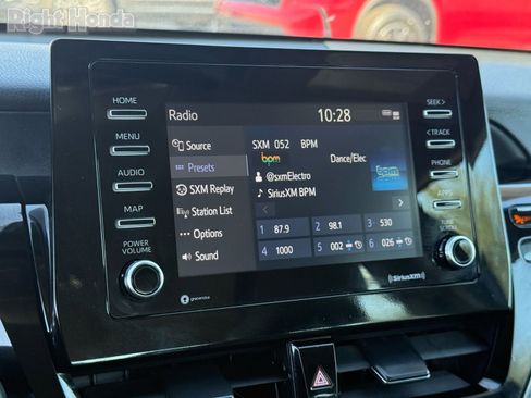 Used 2023 Toyota Camry SE image 19