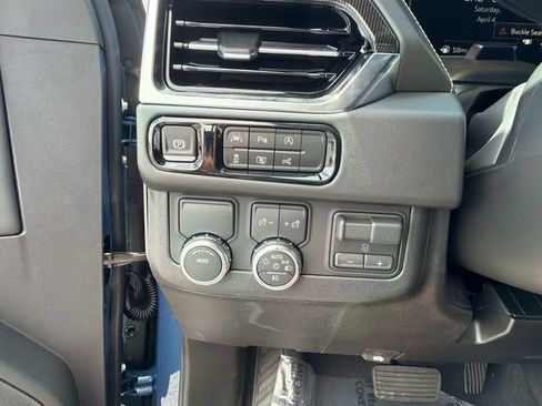 New 2026 GMC Yukon Elevation image 29